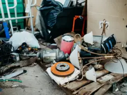 Junk removal vs dumpster rental for Lakewood homeowners